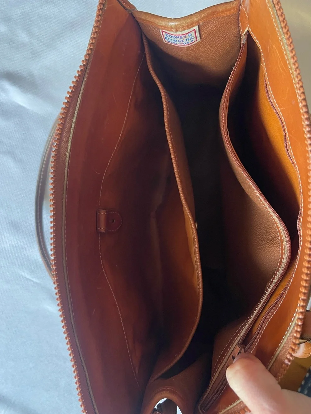 Dooney & Bourke All Weather Leather satchel Bag Vintage 80’s Purse Cream Brown